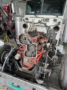 TOP RIDES TRUCK REPAIR place picture